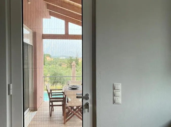 Dobrino Tradizio Peloponnese Villa Pírgos