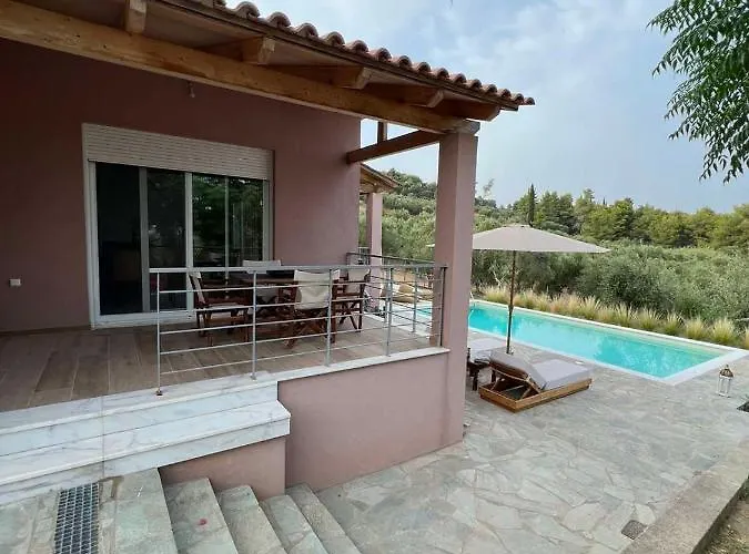 Dobrino Tradizio Peloponnese *